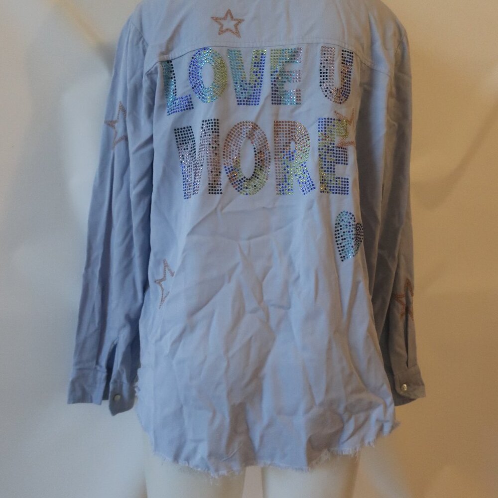 NWT Womens Moving Forward Blue Star "Love U More" Button Down Shirt S